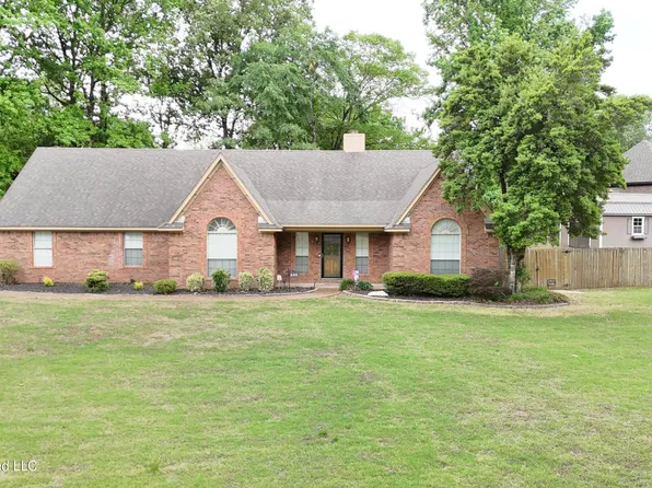 425 Augusta Dr, Hernando, MS 38632