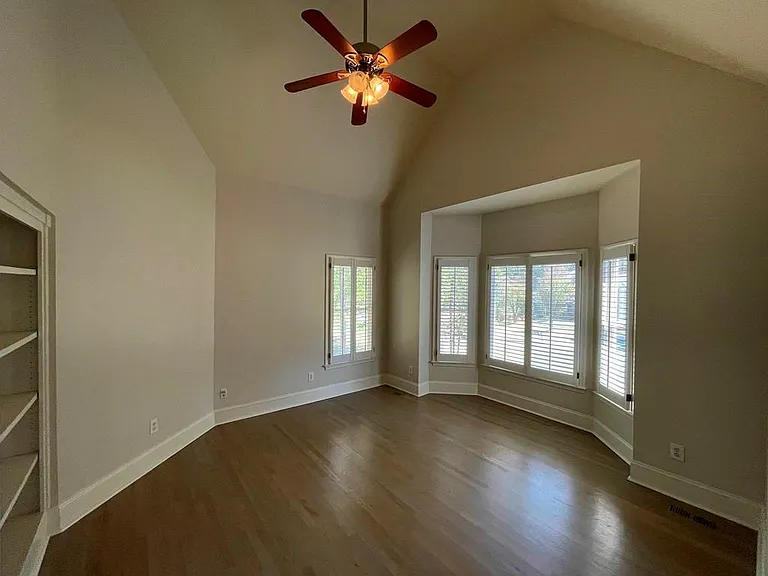 510 Stonebrook Farms Dr — Photo 14