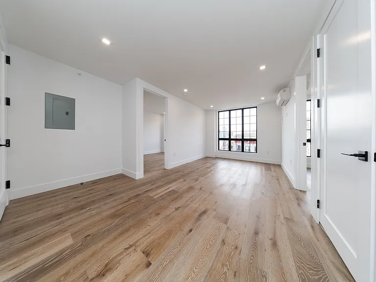 311 Franklin Ave #3A — Photo 11