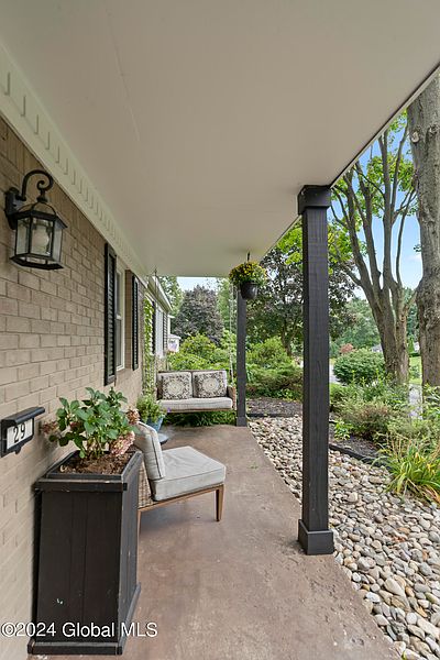 5th image of 29 Sunrise Terrace