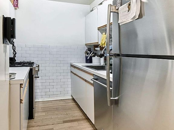 4th image of 10 W 15th St APT 714