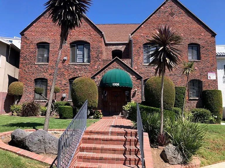 1006 Orange Drive | Move In Now — Photo 1