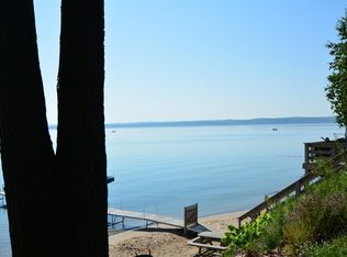7115 E Shore Rd, Traverse City, MI 49686
