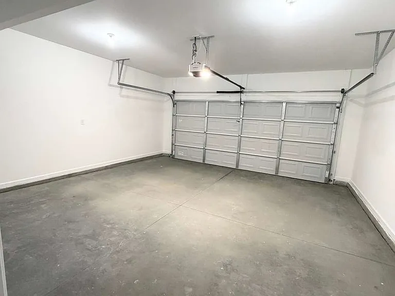 8319 Lazy Sky Ln — Photo 22