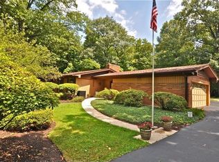 5975 Boy Scout Rd, Indianapolis, IN 46226