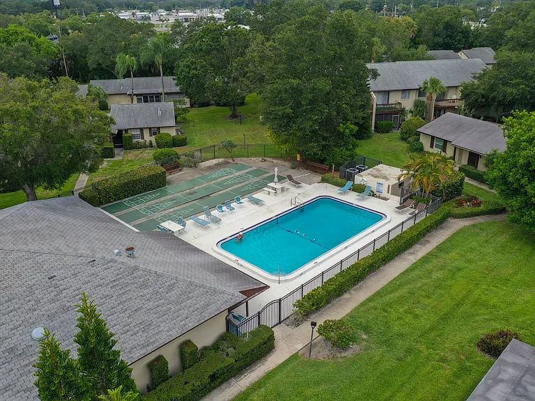 4215 E Bay Dr #1805E — Photo 23