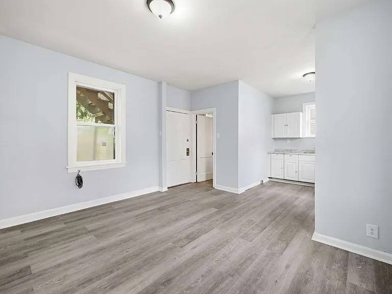 505 W Church St — Photo 24