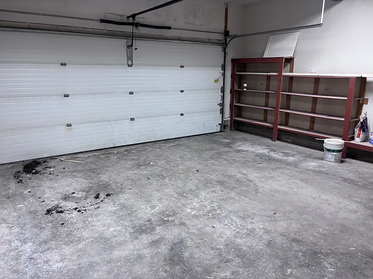 2701 Kingsbridge Cir — Photo 14