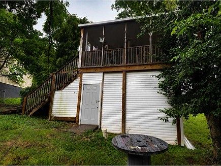 3rd image of 56 Chestnut Dr #56