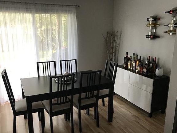 4th image of 890 Cross Creek Dr N APT Aa1