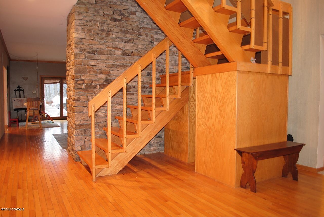 18 Kingswood Dr, Selinsgrove, PA 17870 Zillow