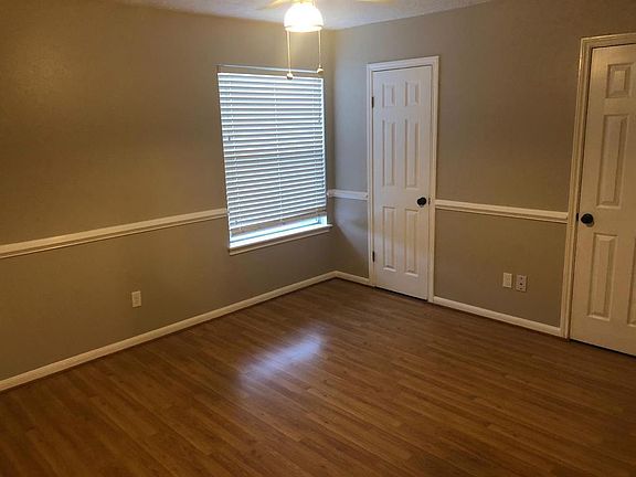 4th image of 13303 Rain Lily Ln