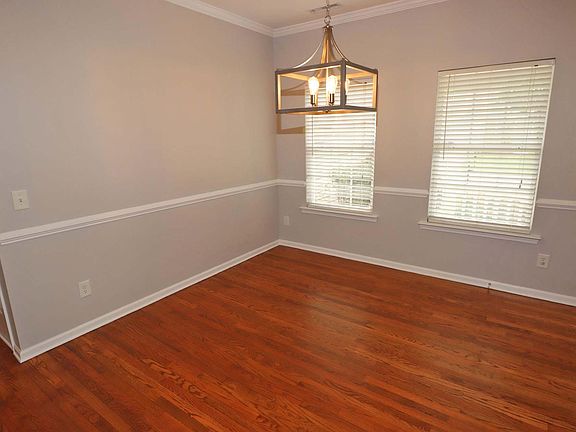 2nd image of 3009 Sawyers Mill Dr