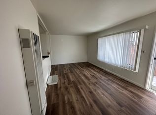 40 Ximeno Ave APT 2, Long Beach, CA 90803