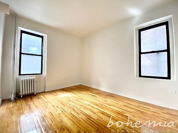 4th image of 580 Saint Nicholas Ave APT 1N