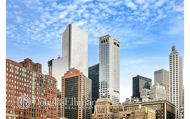 Rented by Douglas Elliman | media 7