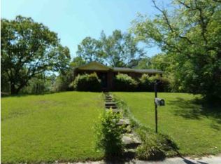 1140 Roebuck Lawn Dr, Birmingham, AL 35215