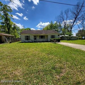 412 Madison Ave, Wiggins, MS, 39577