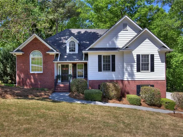 30 Planters Dr NW, Cartersville, GA 30120