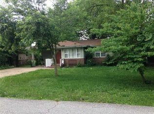 309 El Paso St SE, Gravette, AR 72736