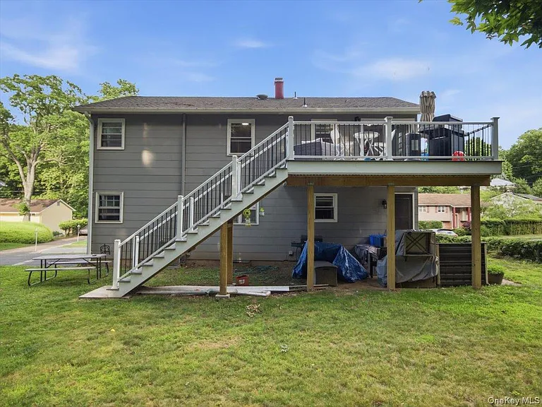 784 Brookridge Dr — Photo 6