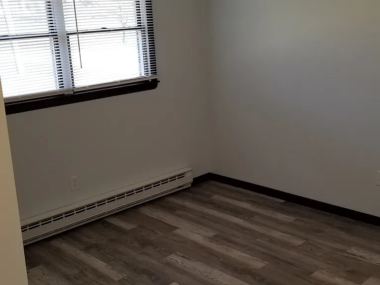 615 Lincoln St #F — Photo 6