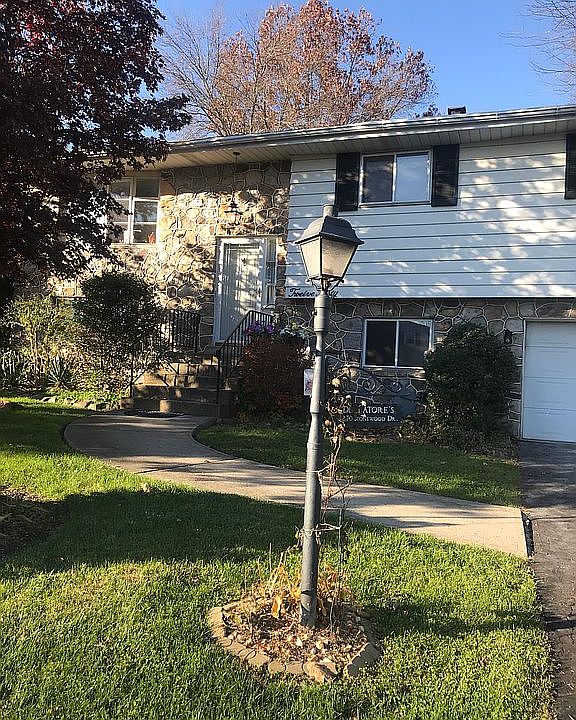 1st image of 1230 Stonewood Dr