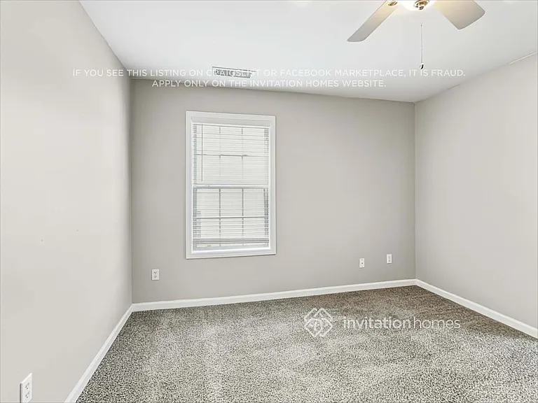 112 Brookvalley Xing — Photo 14