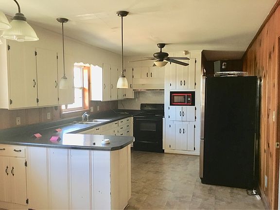 3rd image of 3600 12th St E
