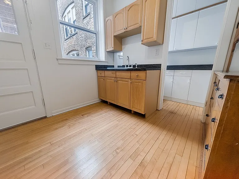 1302 W Rosemont Ave #2 — Photo 30
