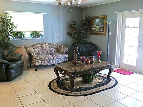 3rd image of 1911 Lake Deeson Dr
