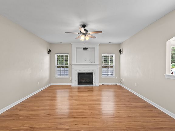 5th image of 712 Tallahassee Dr