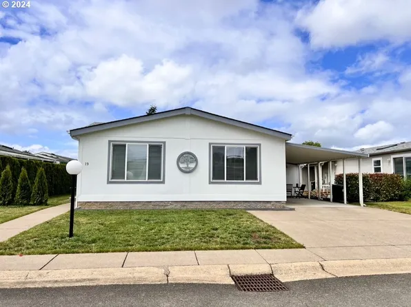 145 River Rd Unit 19, Junction City, OR 97448