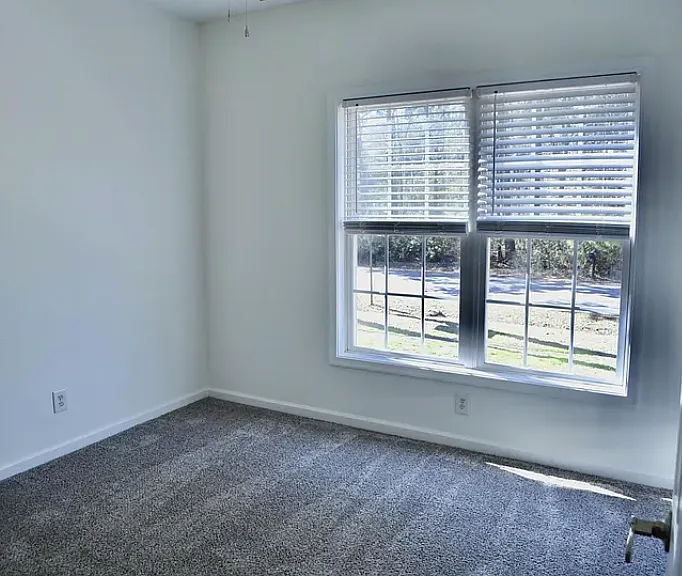 830 Jordan St — Photo 11