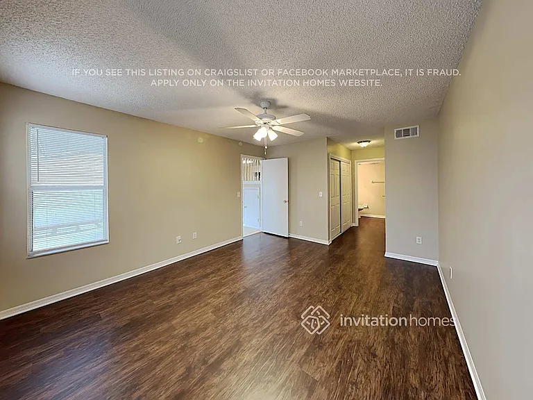 6732 Brittany Chase Ct — Photo 8