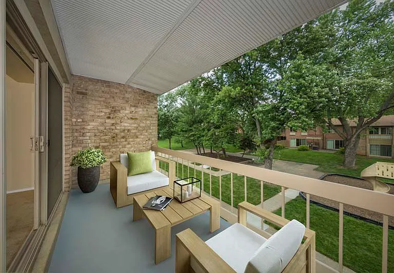 Londonderry Apartments — Photo 7