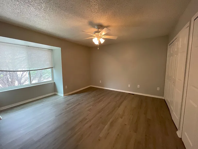 4015 Stonedike Dr — Photo 21