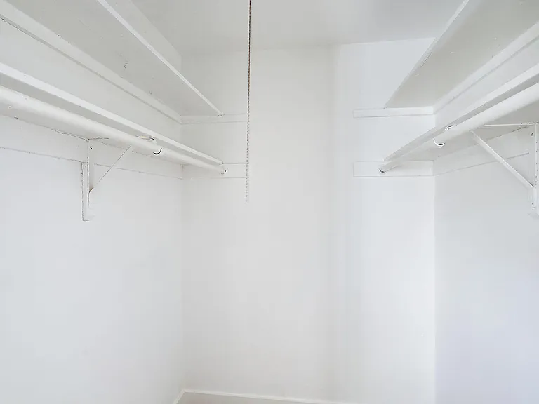401 Southwind Dr #1 — Photo 9