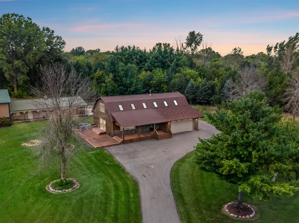 4879 County Road A, Oshkosh, WI 54901