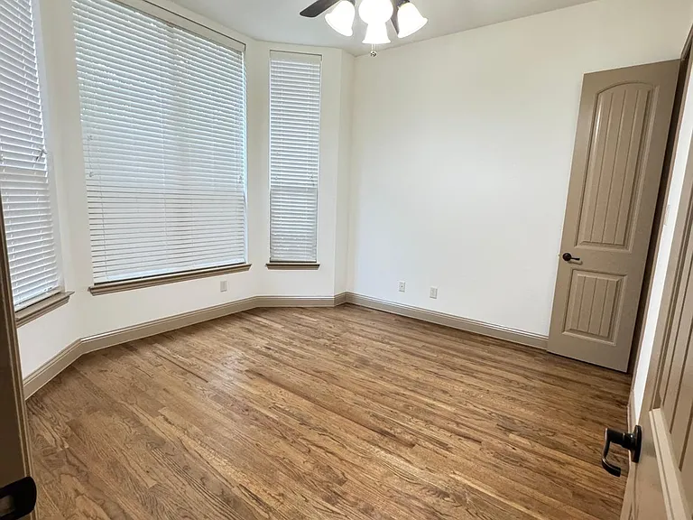 Guest bedroom in the first floor