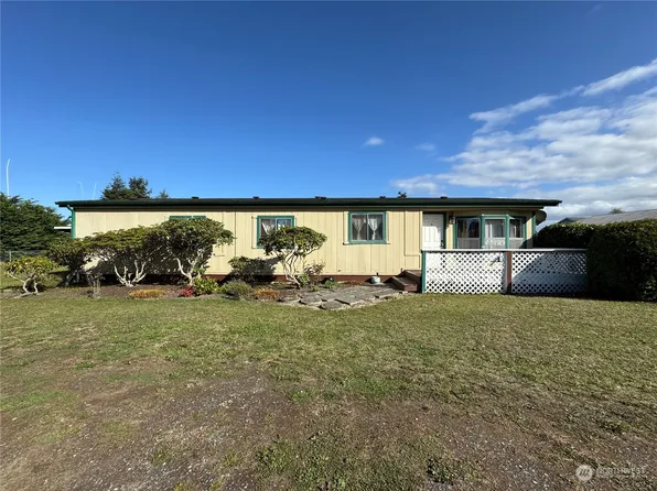 332 Gunn Road, Port Angeles, WA 98362