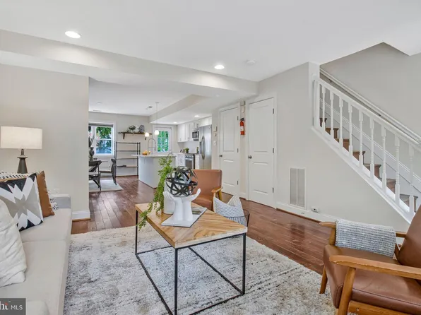 1344 Levis St NE, Washington, DC 20002