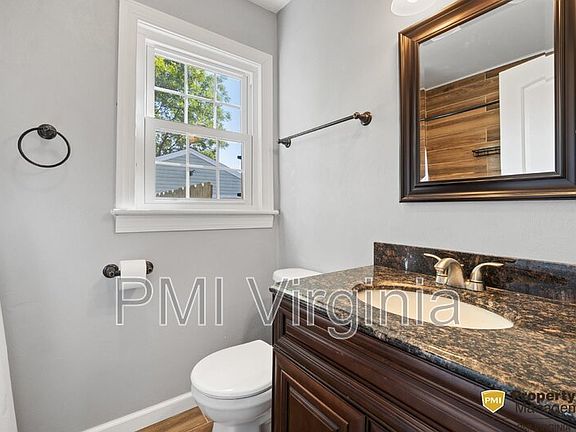 4th image of 4865 Norvella Ave