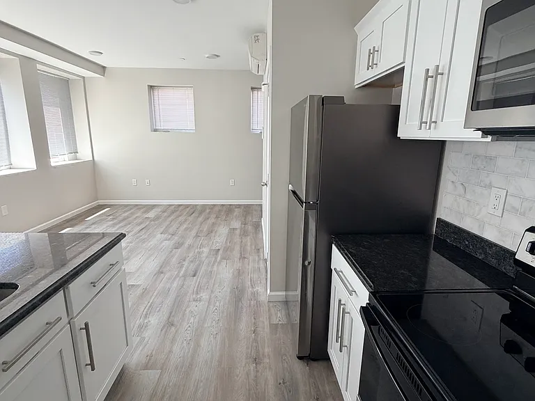94 Olive St #201 — Photo 5