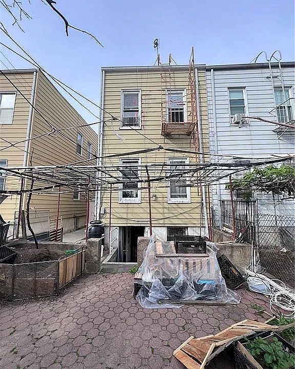 2nd image of 1016 59th St