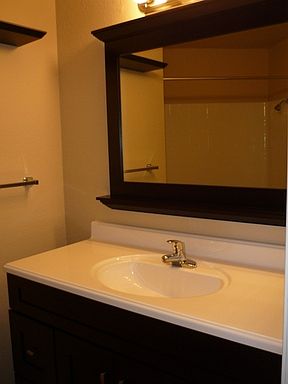 5th image of 7044 Camino Degrazia Unit 219