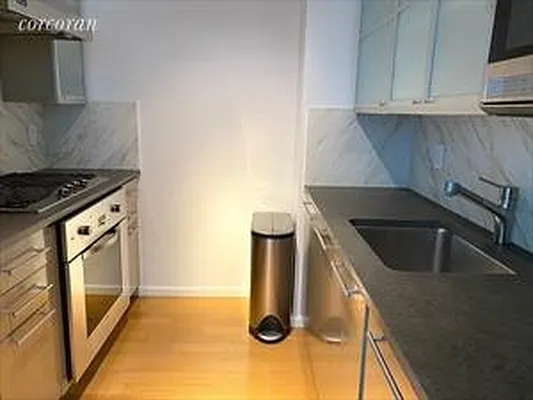 Rented by Corcoran | media 20