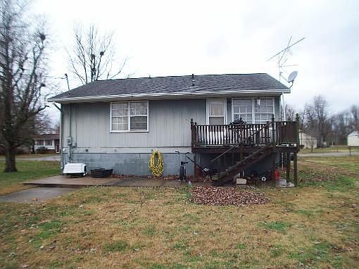 4th image of 42 James Dr