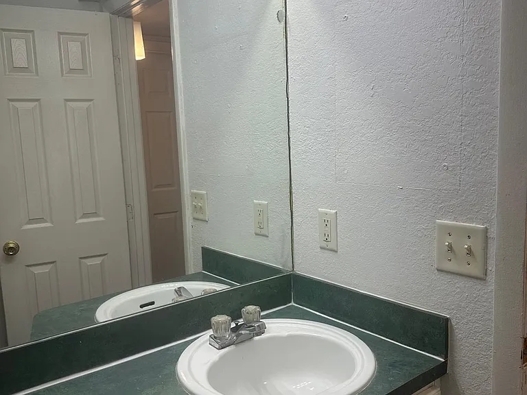 747 Wyman Ct #747 — Photo 10