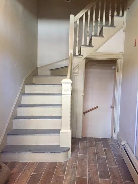 2 bed, 900 sqft, $2,900 — Photo 3